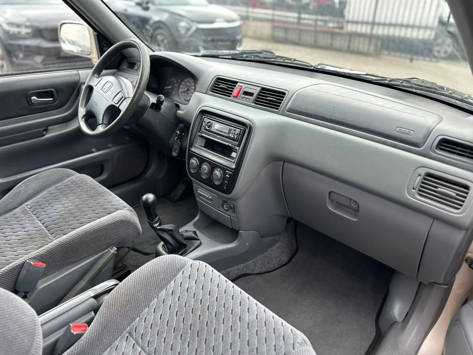 Honda Cr-v / 2.0I / 147 HP / 4X4 / , снимка 13 - Автомобили и джипове - 53985966