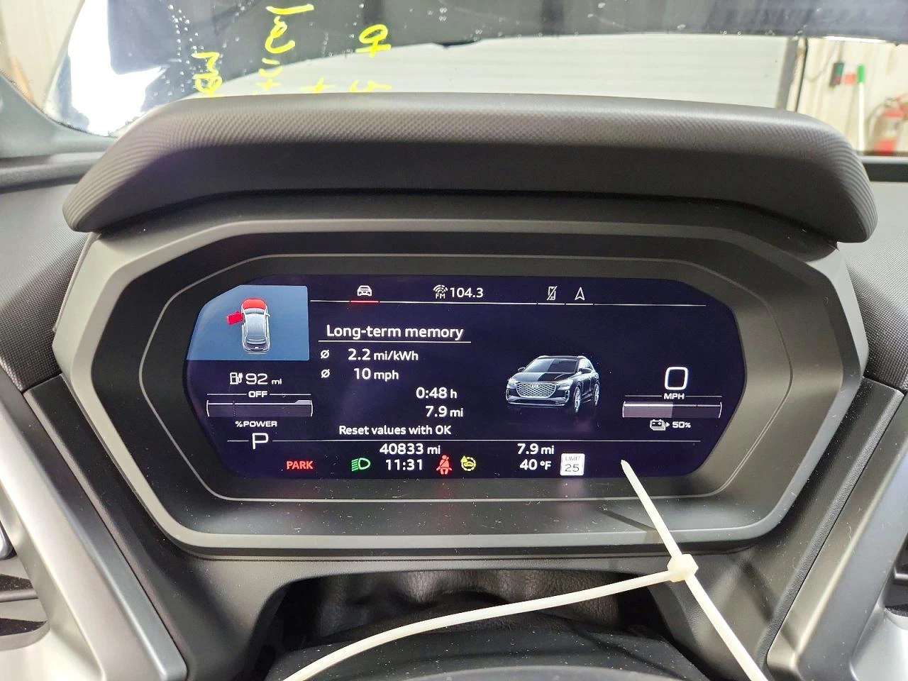 Audi Q4 E-tron Prestige 50 Quattro, снимка 9 - Автомобили и джипове - 54152611