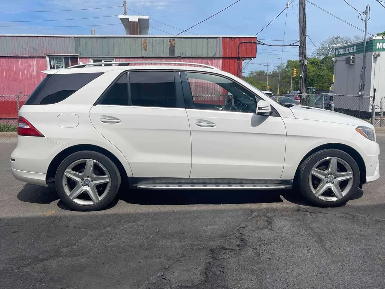 Mercedes-Benz ML 350 BlueTEC  CARFAX, снимка 3 - Автомобили и джипове - 54663217