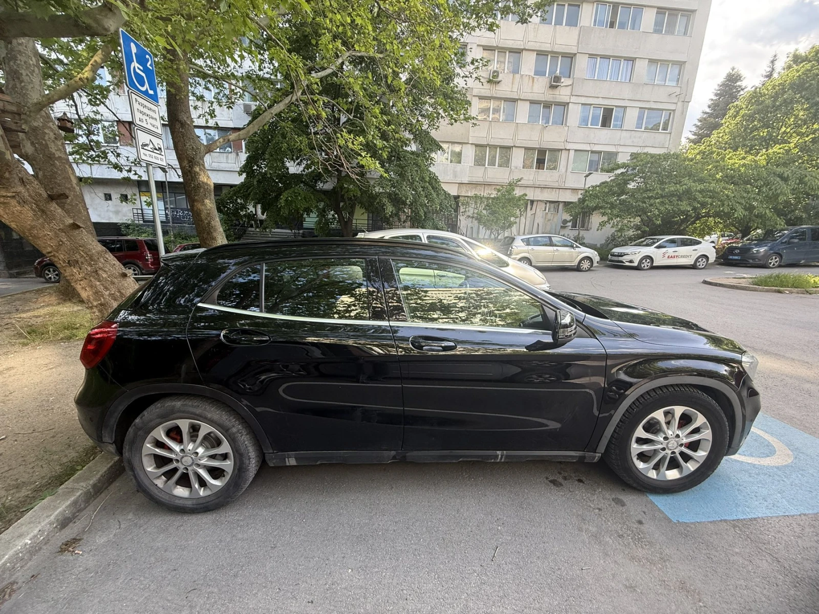 Mercedes-Benz GLA 220, снимка 6 - Автомобили и джипове - 54670186