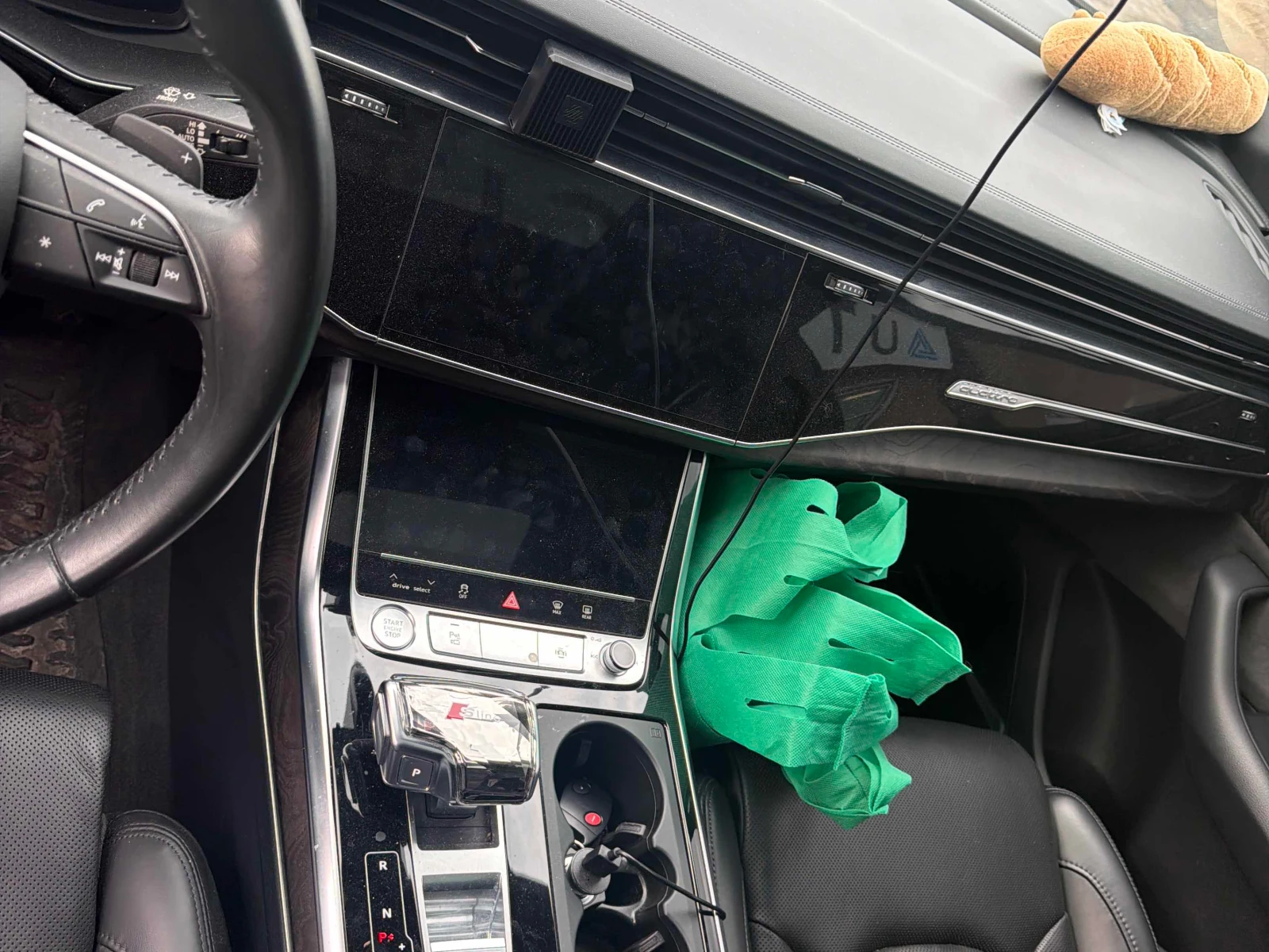 Audi Q8 Technik/Quattro/HUD/B&O/Pano/Обдухване, снимка 8 - Автомобили и джипове - 54943975