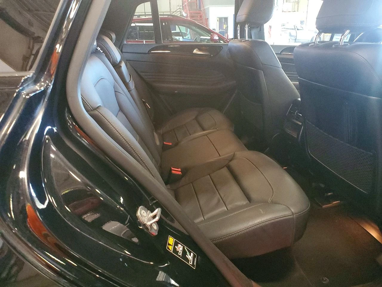 Mercedes-Benz GLE 43 AMG BITURBO* HARMAN* ОБДУХ* DISTRONIC* , снимка 9 - Автомобили и джипове - 55494619