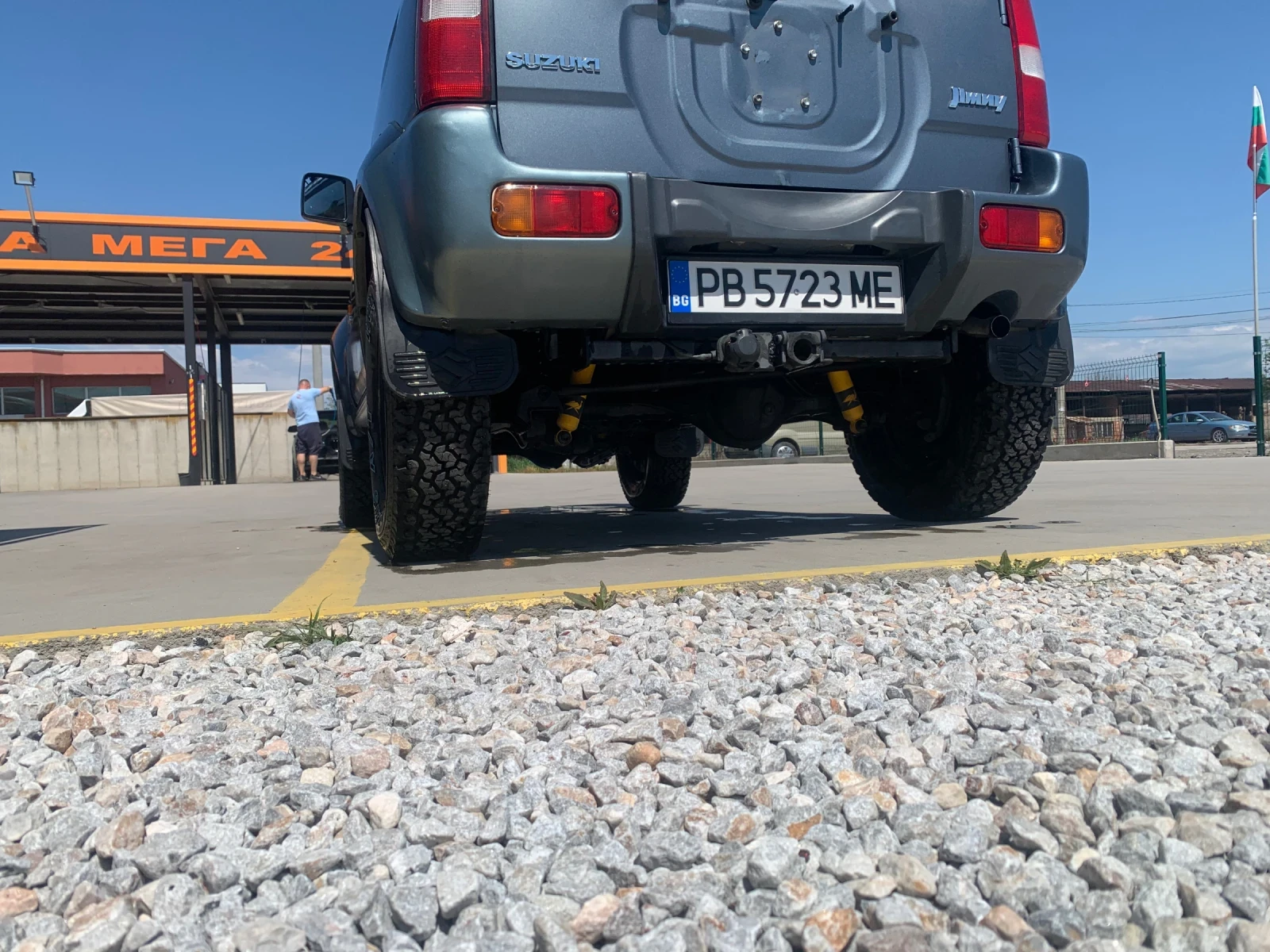 Suzuki Jimny, снимка 10 - Автомобили и джипове - 55685365