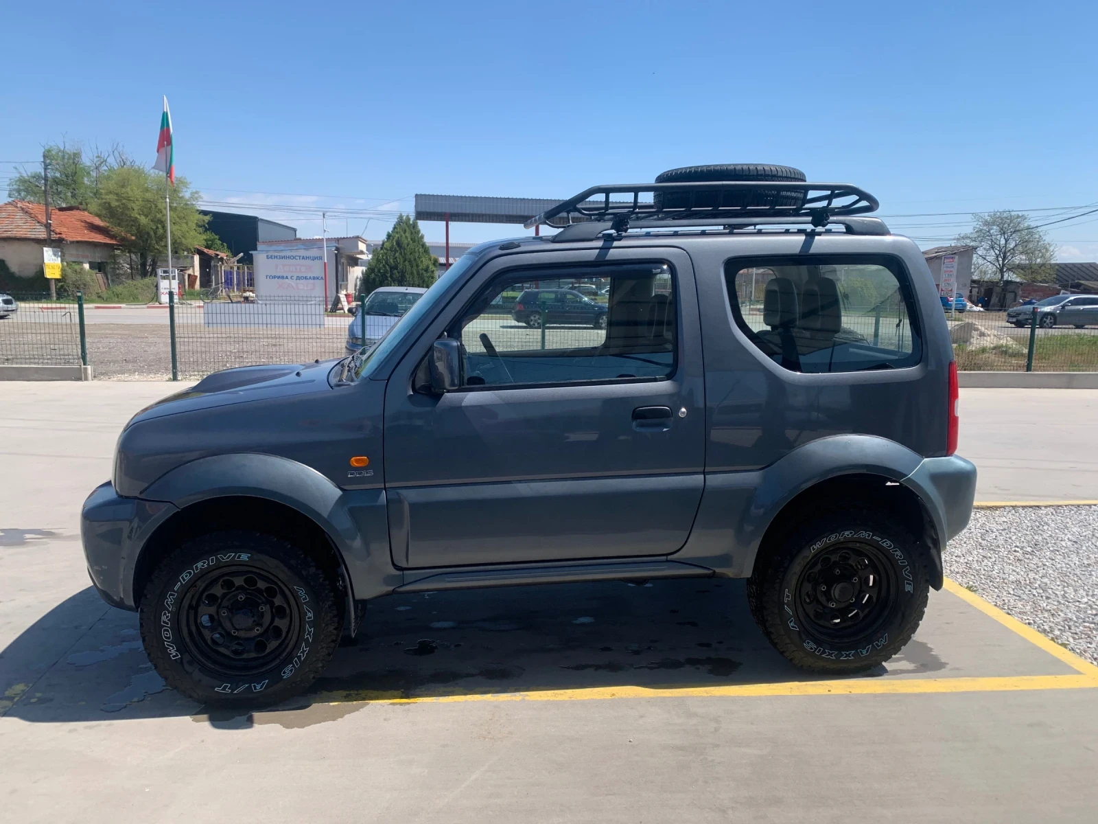 Suzuki Jimny, снимка 5 - Автомобили и джипове - 55685365