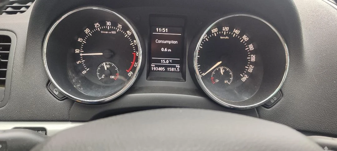 Skoda Yeti, снимка 8 - Автомобили и джипове - 56546701
