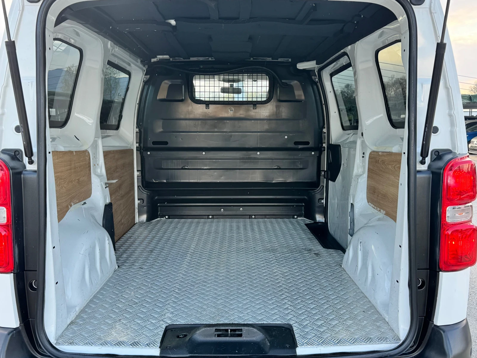 Citroen Jumpy 2.0HDI ИТАЛИЯ - изображение 6