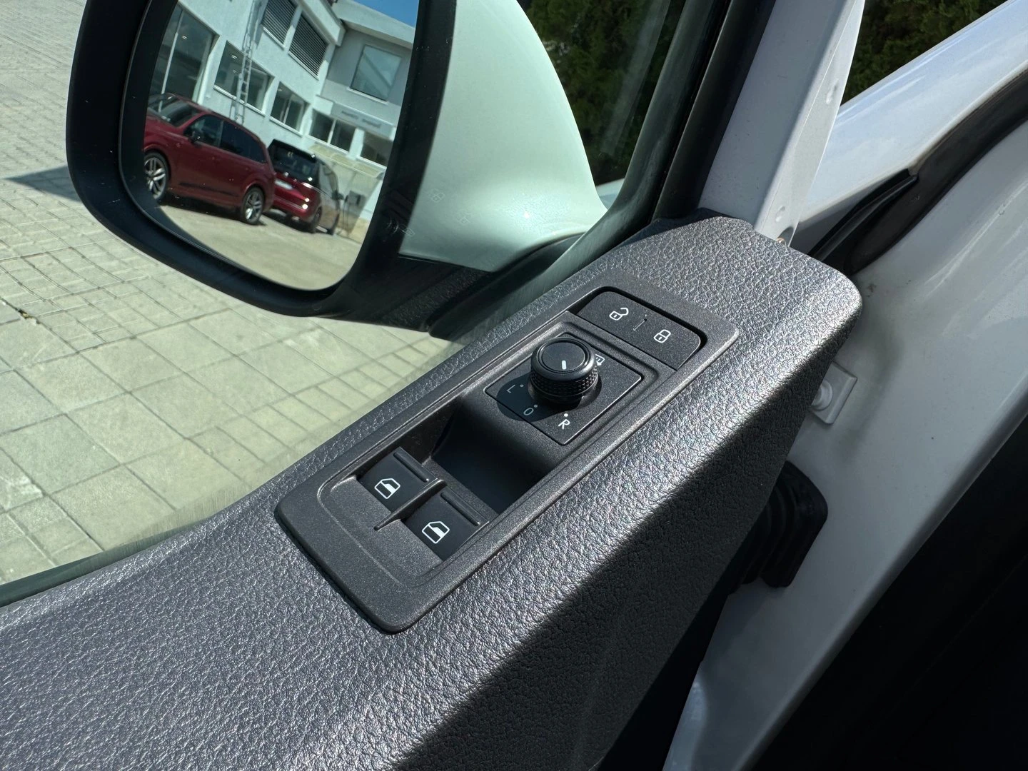 VW Caravelle, снимка 5 - Бусове и автобуси - 56420626