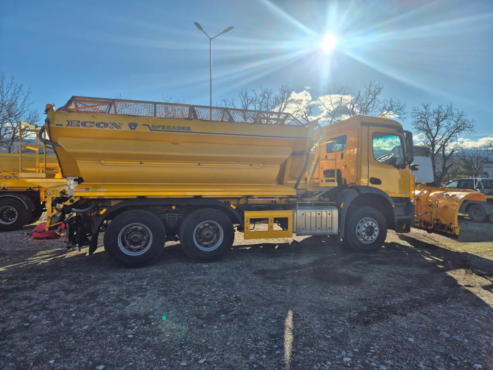 Mercedes-Benz Arocs 6х4 - изображение 5