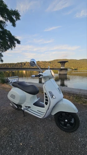 ����� �� �������� �� Vespa GTS GTS 300 SUPER SPORTS