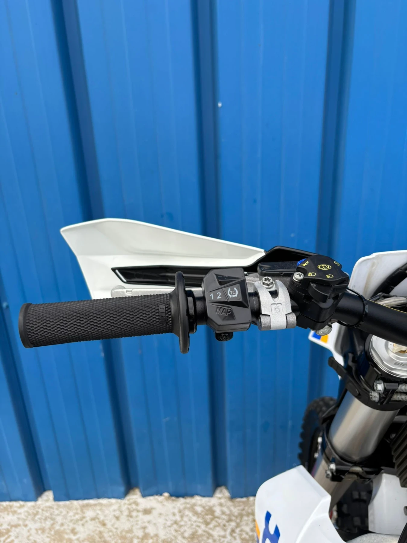 Husqvarna FE 350i Heritage  - изображение 7