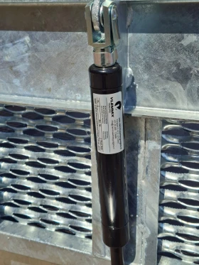 За автомобил Vlemmix МТ 480/3 3500KG 3X1800KG, снимка 11