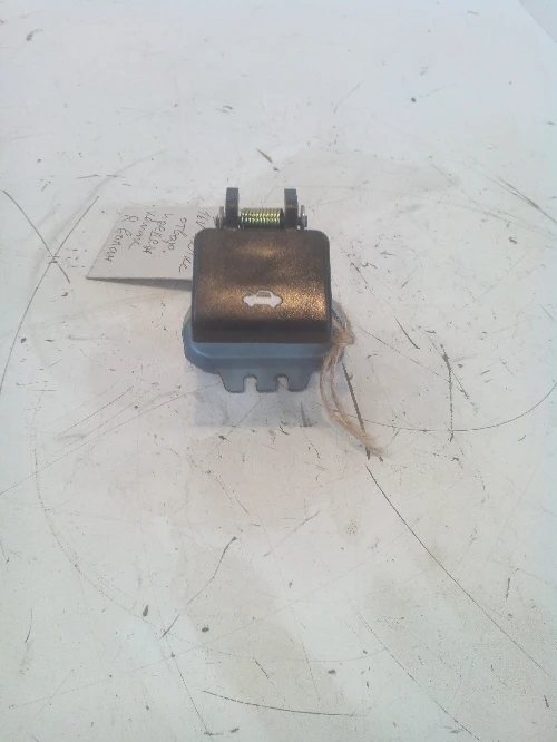 Дръжка отваряне преден капак Форд Маверик (вътрешна)