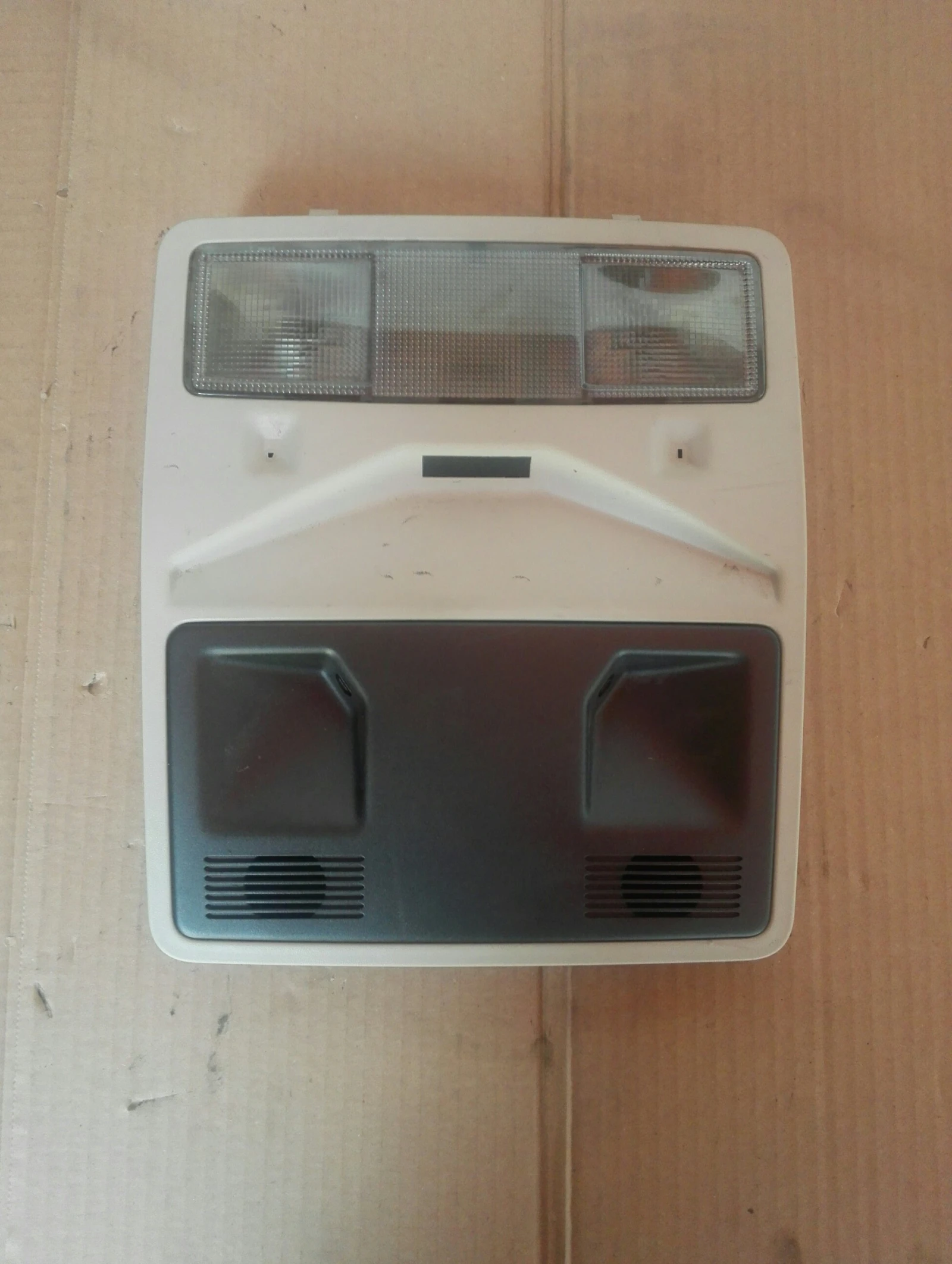 ������ ������ ���� ����� ���� | Mobile.bg � ����������� 1