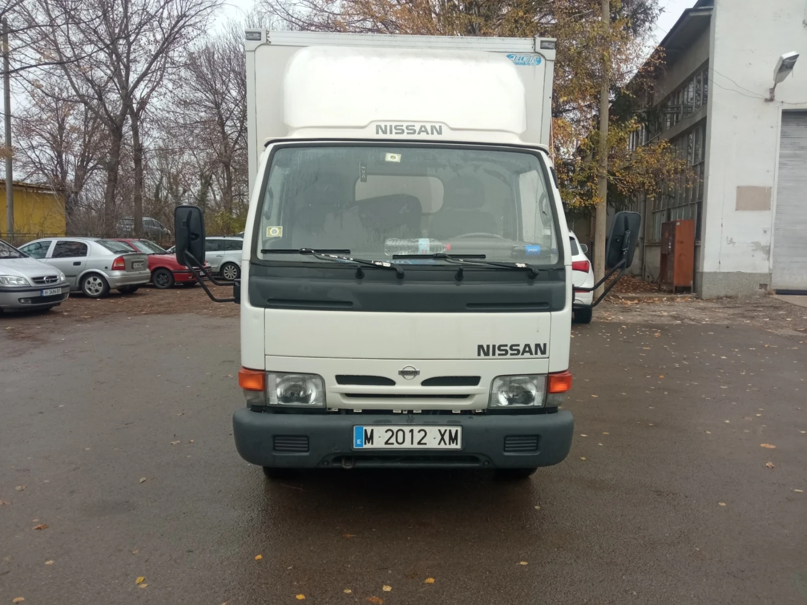 Спойлер за Nissan cabstar