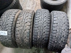 Гуми Всесезонни 235/65R17, снимка 1 - Гуми и джанти - 39148387