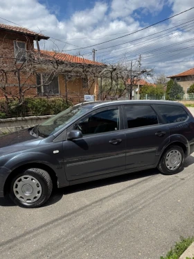 Ford Focus 1.6, снимка 2