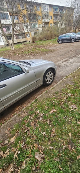 Mercedes-Benz C 220, снимка 9