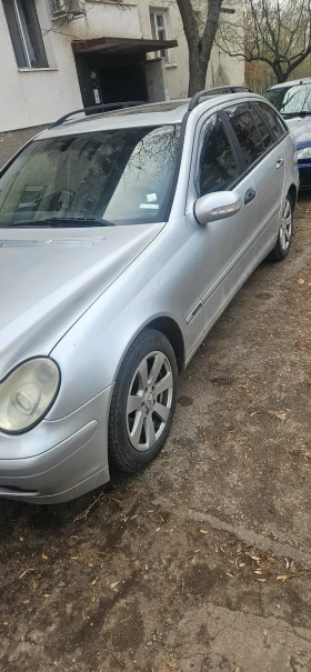 Mercedes-Benz C 220, снимка 2