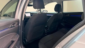 VW Golf VIII/2.0TDI/150HP/DSG/VIRT/LIFE/LANE/CAM/395v - 38799 лв. - 69009941 | Car24.bg