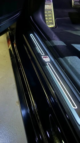 Audi A4 Black Audi Exclusive styling package  | Mobile.bg    16