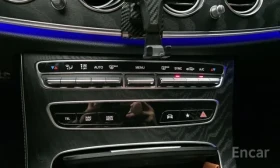 Mercedes-Benz E 220 D AMG line Facelift Head up Шибидах 360* Камера - 26100 € - 65812713 14