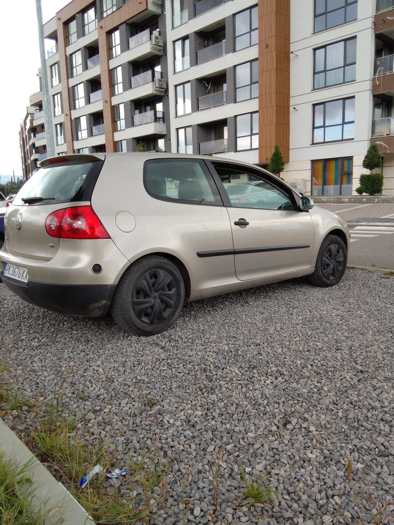 VW Golf 1.6 102кс със газ, снимка 1 - Автомобили и джипове - 47441787