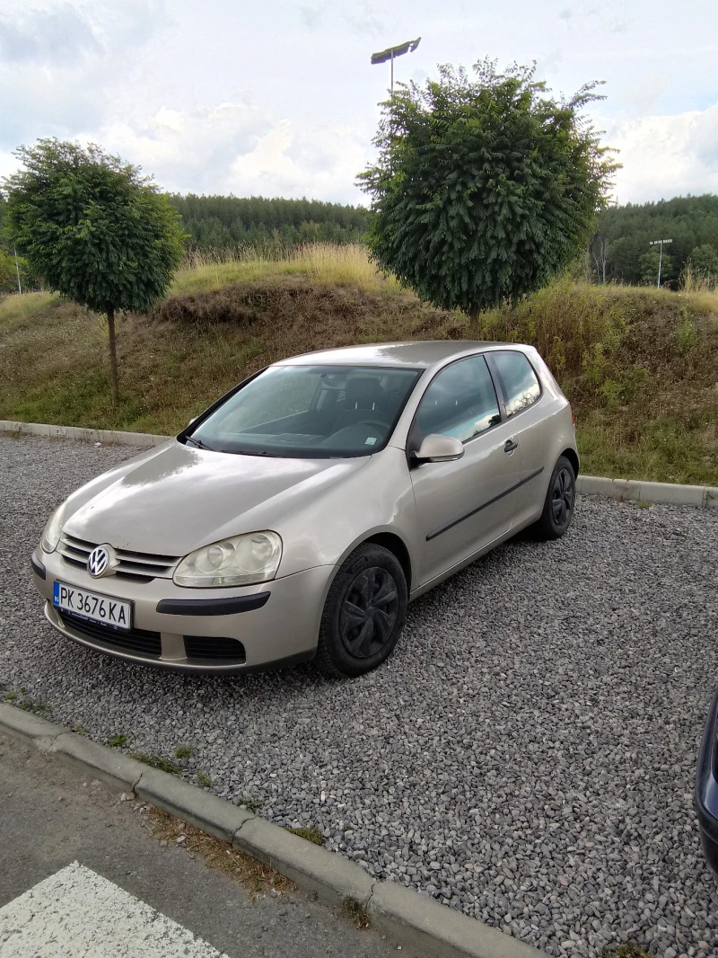 VW Golf 1.6 102кс със регистрация , снимка 2 - Автомобили и джипове - 47441787