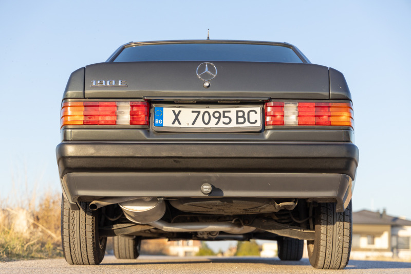 Mercedes-Benz 190, снимка 4 - Автомобили и джипове - 46059427
