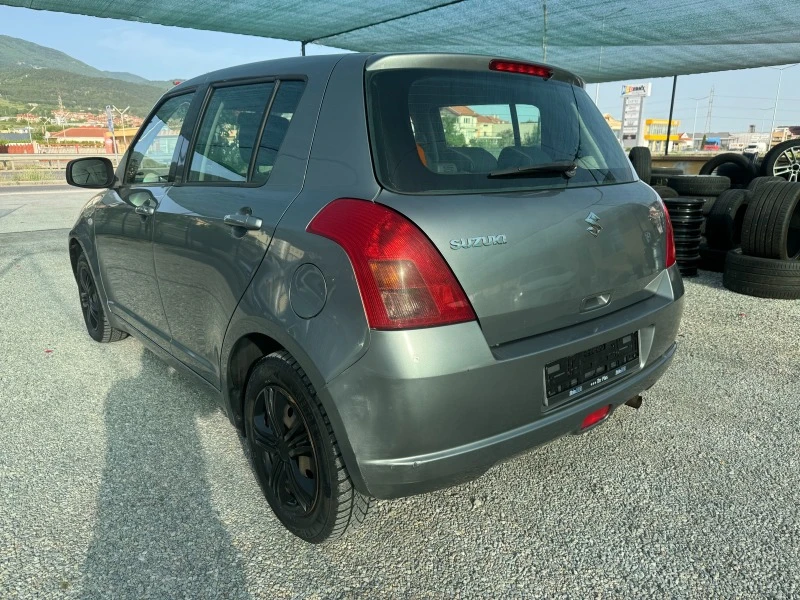 Suzuki Swift 1.3i EURO 4, снимка 4 - Автомобили и джипове - 46181085