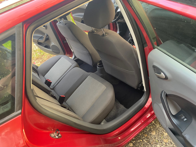Seat Ibiza 1.6 tdi Germany, снимка 6 - Автомобили и джипове - 46189339