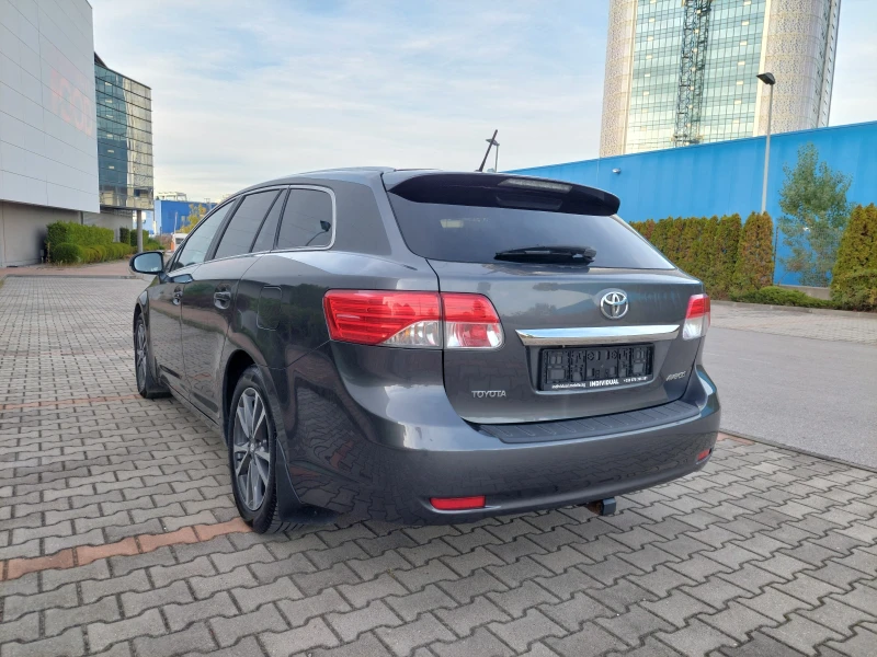 Toyota Avensis 1.8 i-FACE LIFT* ТОП СЪСТОЯНИЕ* , снимка 4 - Автомобили и джипове - 47537283