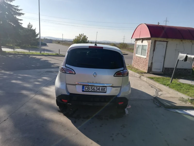 Renault Scenic Bose Energy dCi 130, снимка 4 - Автомобили и джипове - 47643220