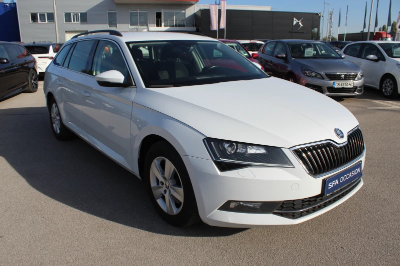 Skoda Superb КЛИЕНТСКИ АВТОМОБИЛ, снимка 2 - Автомобили и джипове - 47749787