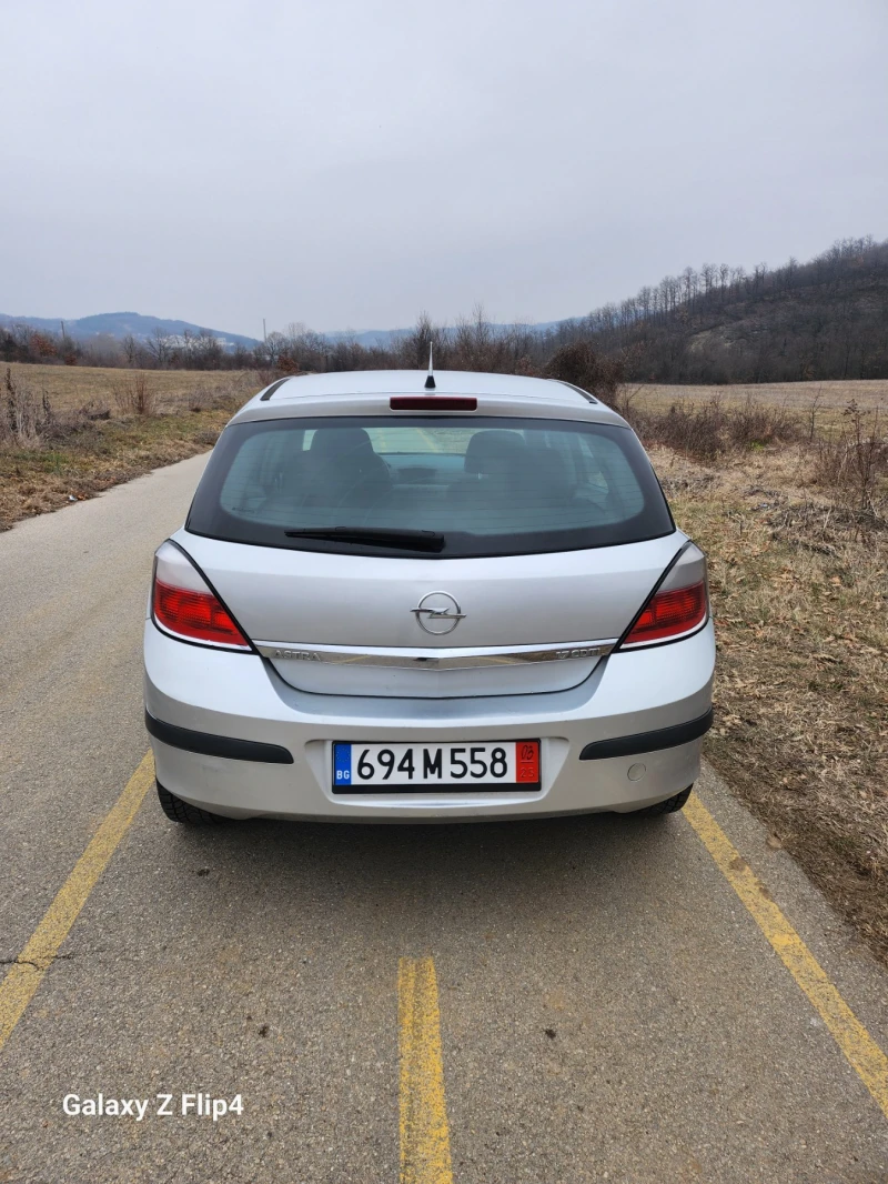 Opel Astra, снимка 14 - Автомобили и джипове - 49145027