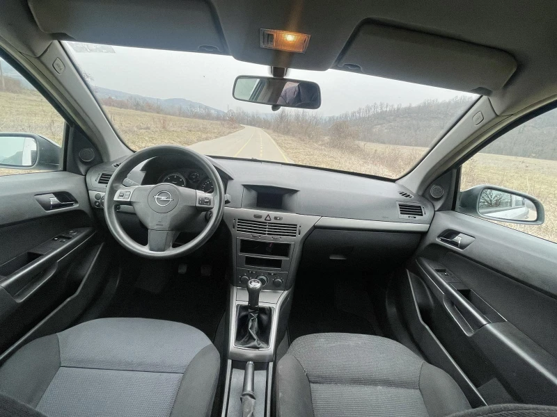 Opel Astra, снимка 4 - Автомобили и джипове - 49145027