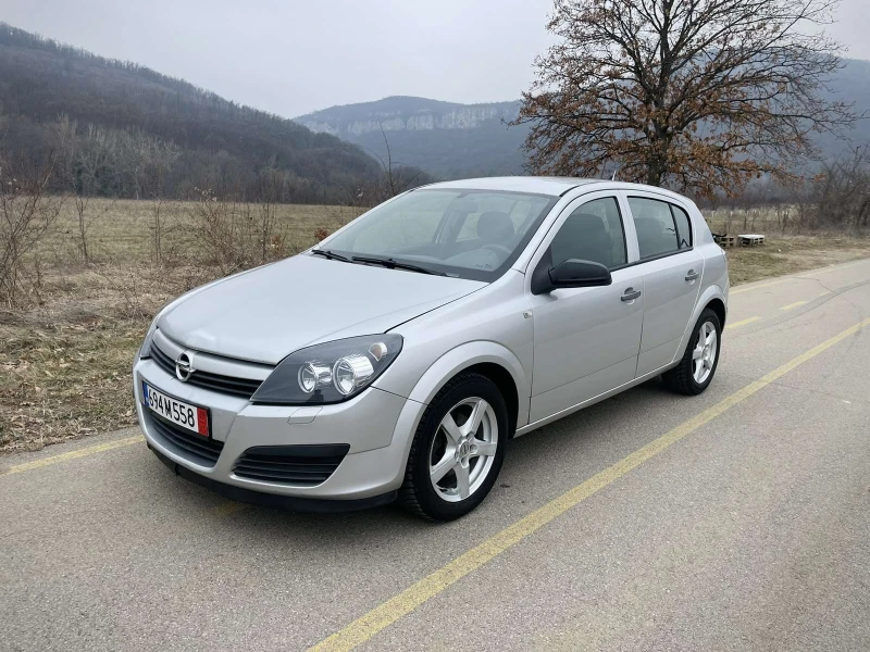 Opel Astra, снимка 1 - Автомобили и джипове - 49145027