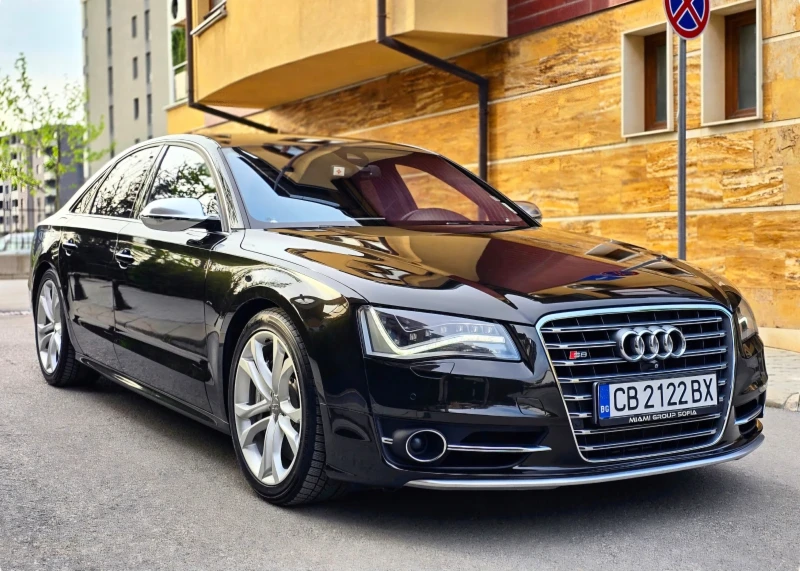 Audi S8 Exclusive Ceramic Brakes Германия, снимка 3 - Автомобили и джипове - 51511076
