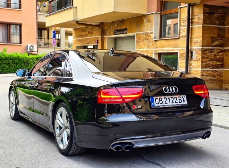 Audi S8 Exclusive Ceramic Brakes Германия, снимка 6 - Автомобили и джипове - 51511076