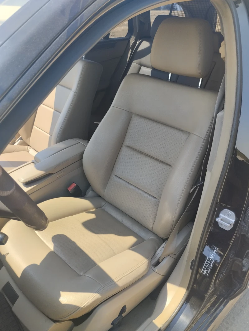 Mercedes-Benz E 200, снимка 7 - Автомобили и джипове - 52393399