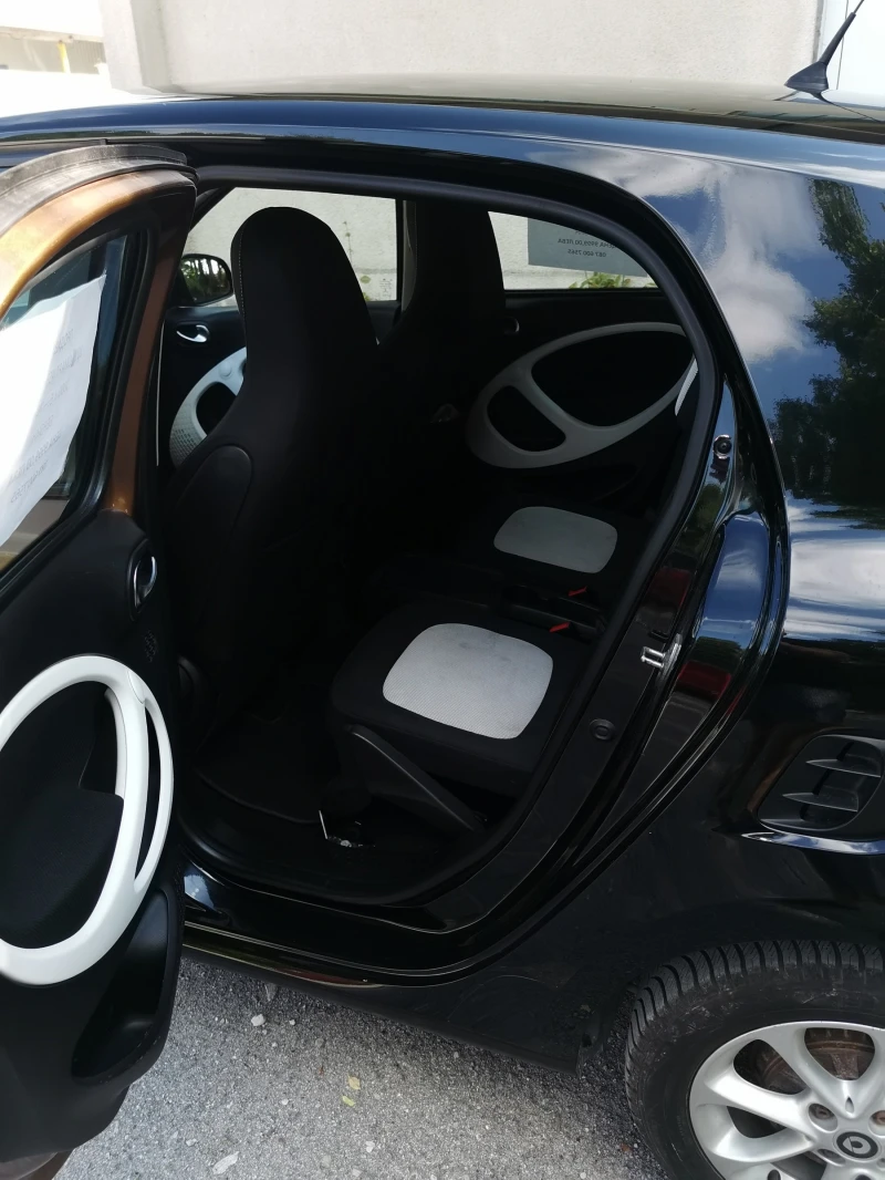 Smart Forfour 453, снимка 6 - Автомобили и джипове - 52619812