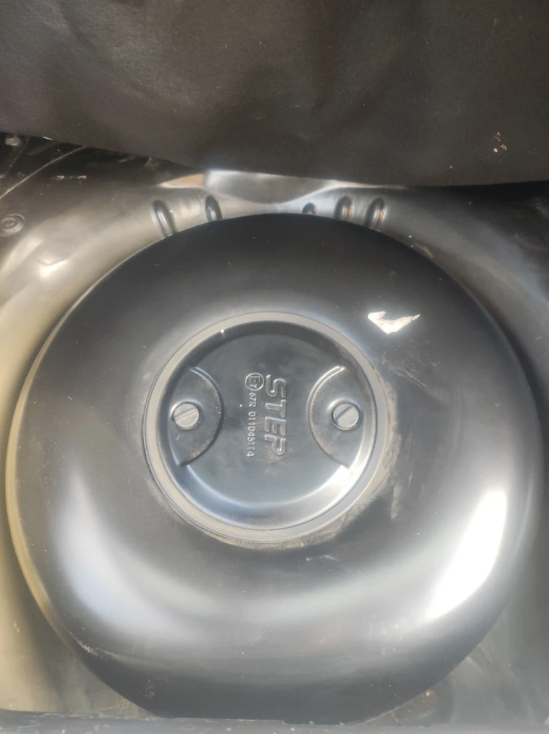 Peugeot 207 1.4 Газ, снимка 7 - Автомобили и джипове - 52319123