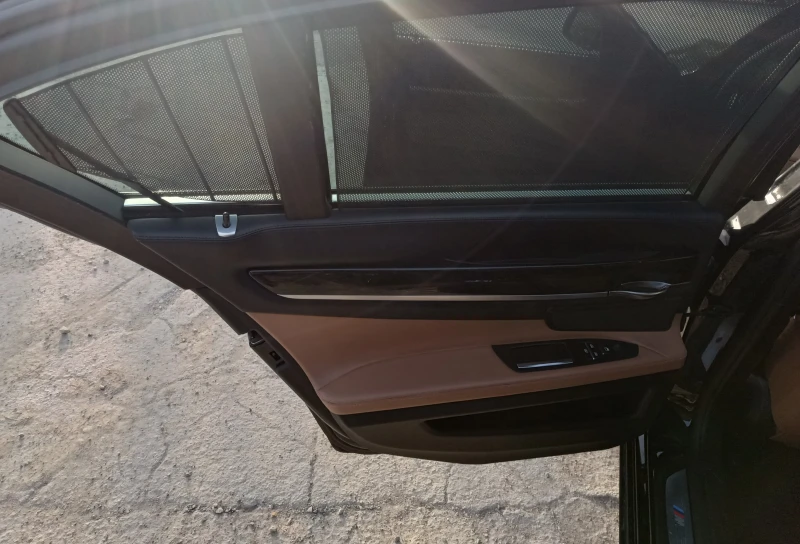 BMW 740 Xdrive, снимка 15 - Автомобили и джипове - 52485323