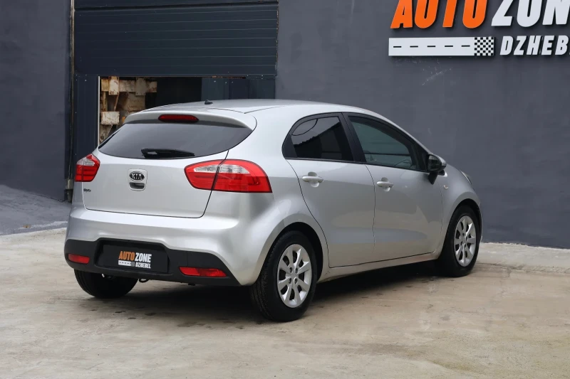 Kia Rio III 1.2 85hp , снимка 4 - Автомобили и джипове - 52642464