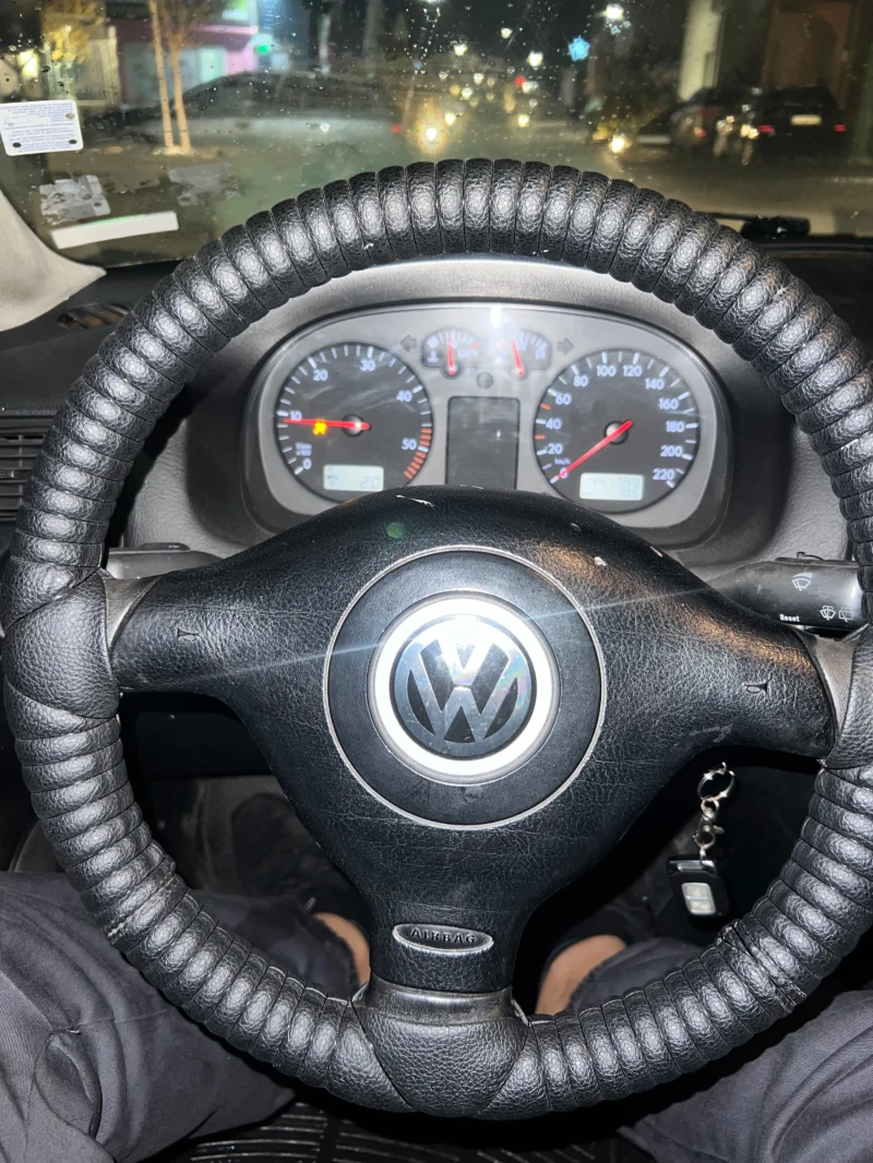 VW Golf, снимка 7 - Автомобили и джипове - 52817793