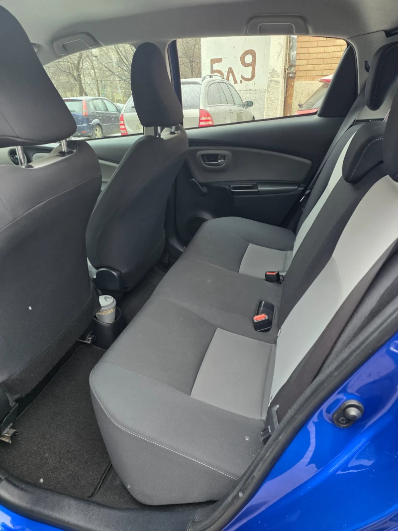 Toyota Yaris, снимка 5 - Автомобили и джипове - 53176414