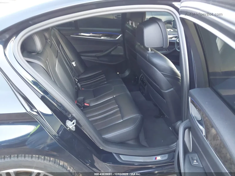 BMW 540 Xi* B58* M-Pack* Harman Kardon, снимка 9 - Автомобили и джипове - 53177303