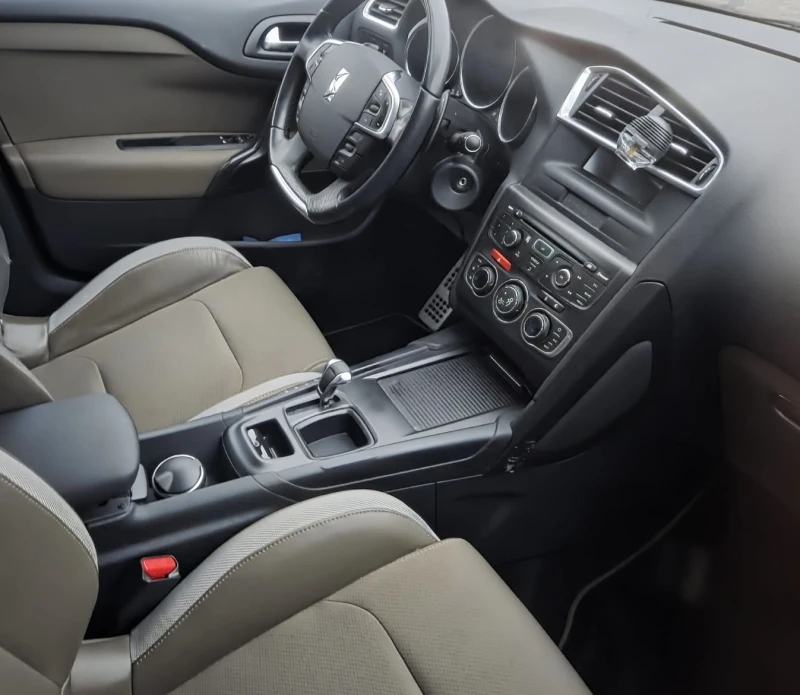 Citroen DS4 EXECUTIVE/АВТОМАТ/РЕАЛЕН ПРОБЕГ, снимка 5 - Автомобили и джипове - 53213528