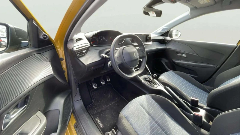 Peugeot 208 1.2i, снимка 10 - Автомобили и джипове - 53267755
