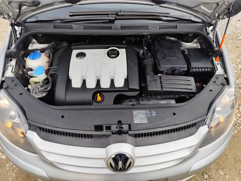 VW Golf Plus 1.9 дизел 105 кс.Италия, снимка 15 - Автомобили и джипове - 53281625