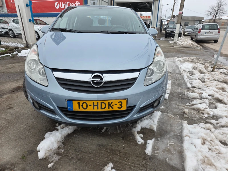 Opel Corsa 1.4i, снимка 2 - Автомобили и джипове - 53354973